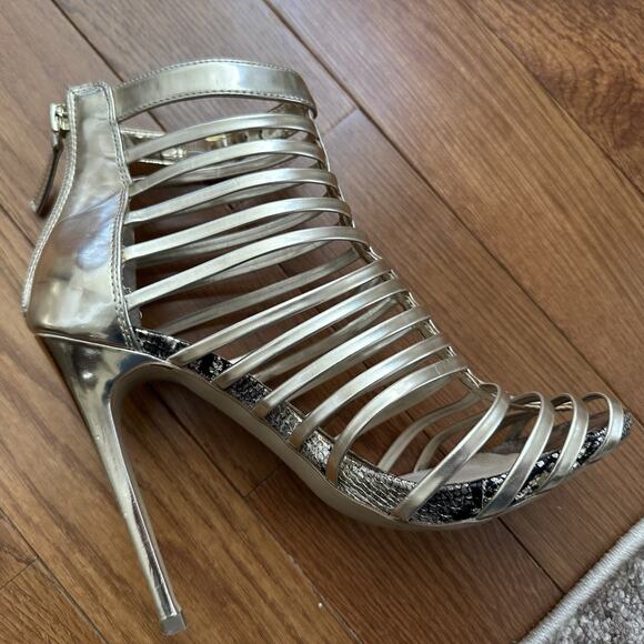 Steve Madden Marinee Gold Metallic Womens Platform Sandal Heels N6842* Size 8M - Picture 2 of 7